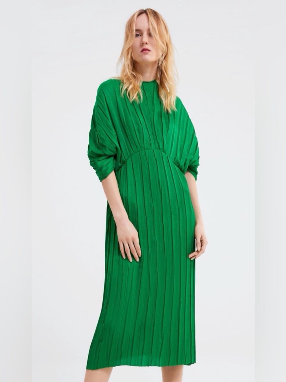 🔼NWOT Zara Emerald Green Pleated Mid Dress voluminous sleeves cinched waist Sz M